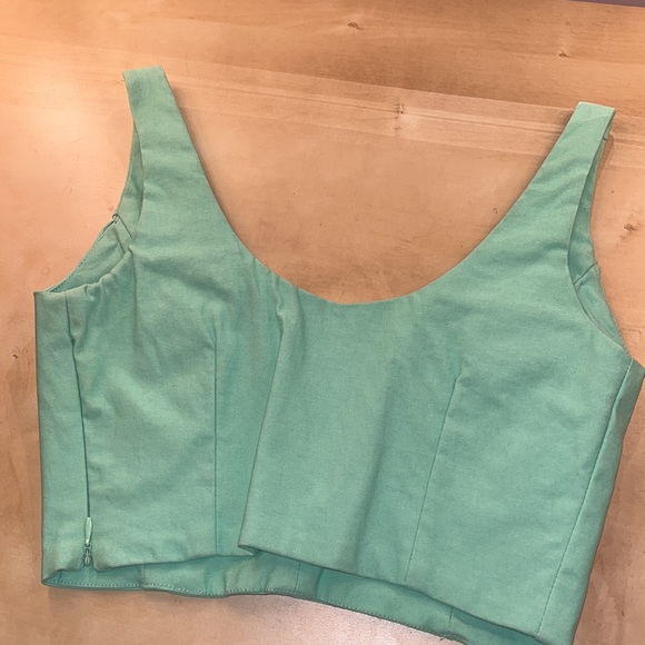 Mint Crop Top Tank Top, Low Cut, Plunge, Deep V Neck. Size Small. Mint Green! - Picture 3 of 8